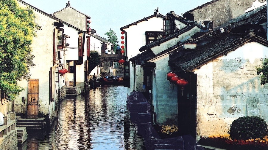 Private Half-Day Zhouzhang Water Village Tour