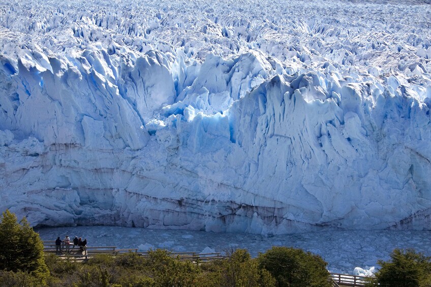 Private Full-Day Perito Moreno Glacier Tour with Optional Flights from BA