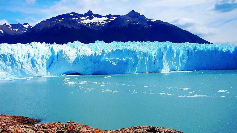 Private Day to El Calafate with Airfare from Buenos Aires