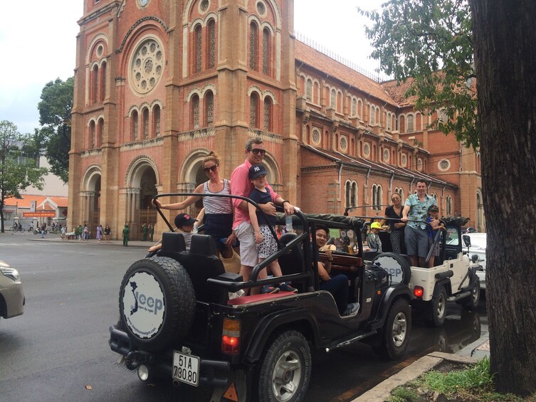 Jeep tour: Dinning by Saigon Riverside
