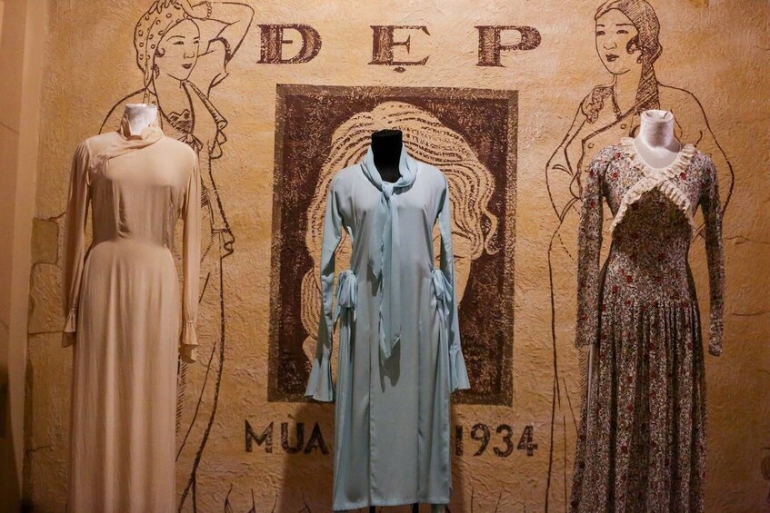 Jeep tour: Private museum of traditional dress