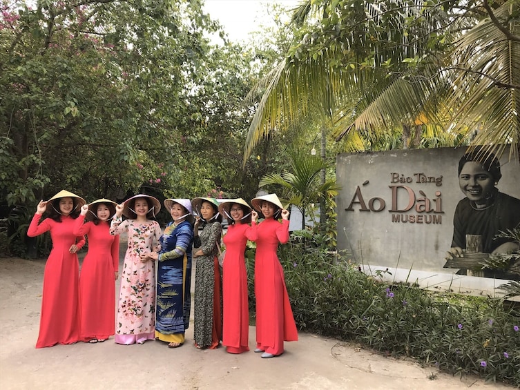 Jeep tour: Private museum of traditional dress 
