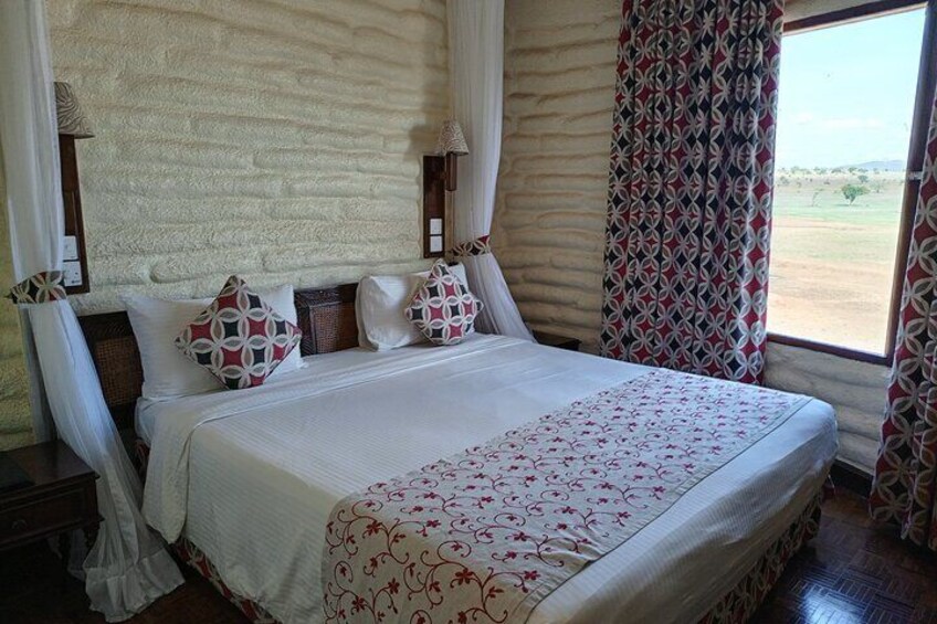 7 Days Tsavo East, Taita, Amboseli & SanctuarySafari from Mombasa