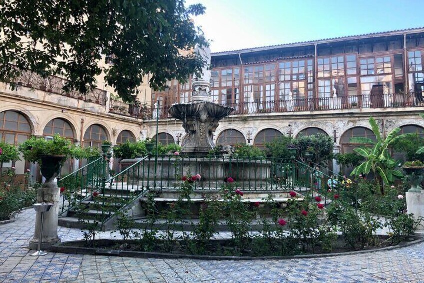 Cloister of the monastery of Santa Caterina
