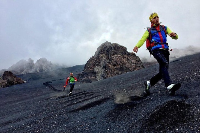 Race on the volcanic sand in Valle del Bove (east slope)