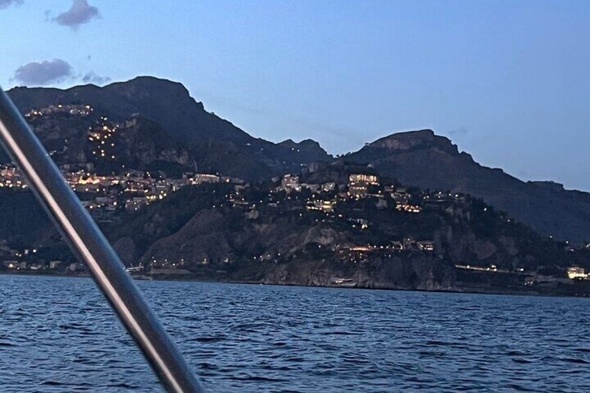 Boat tour Giardini Naxos Taormina Isola Bella Blue Grotto