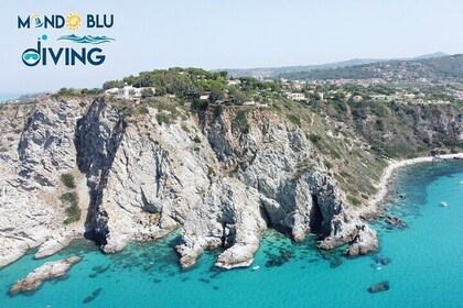 By boat between the sea and the most beautiful beaches! Capo Vaticano - Tro...