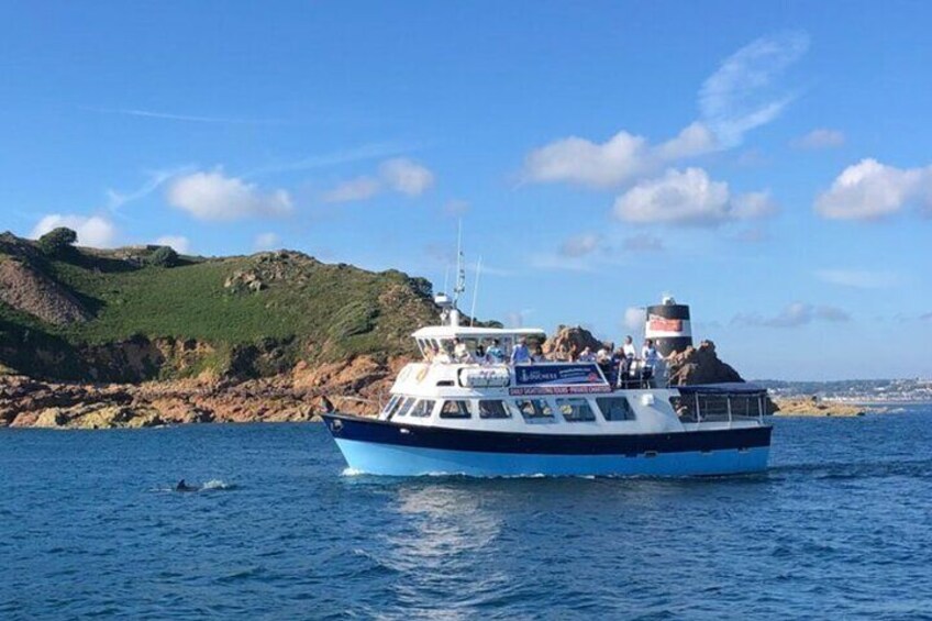 The Spectacular Coastline Boat Tour 