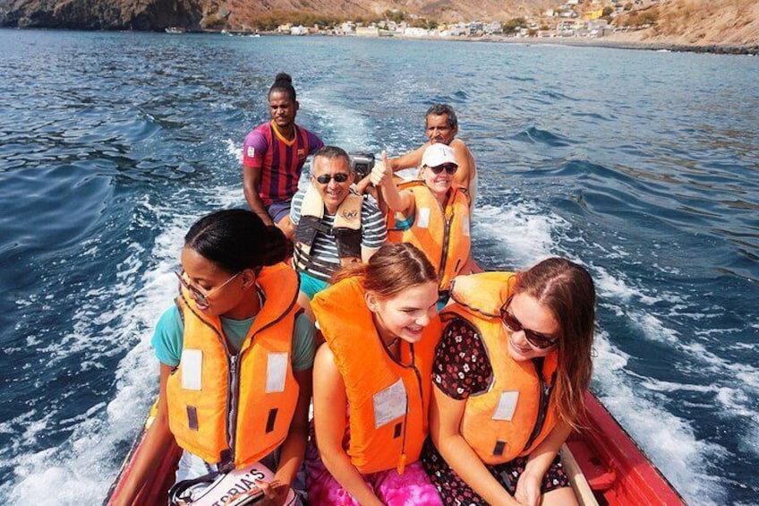 Santiago Island: Boat Trip to the Cave, Snorkeling and Barbecue on the beach