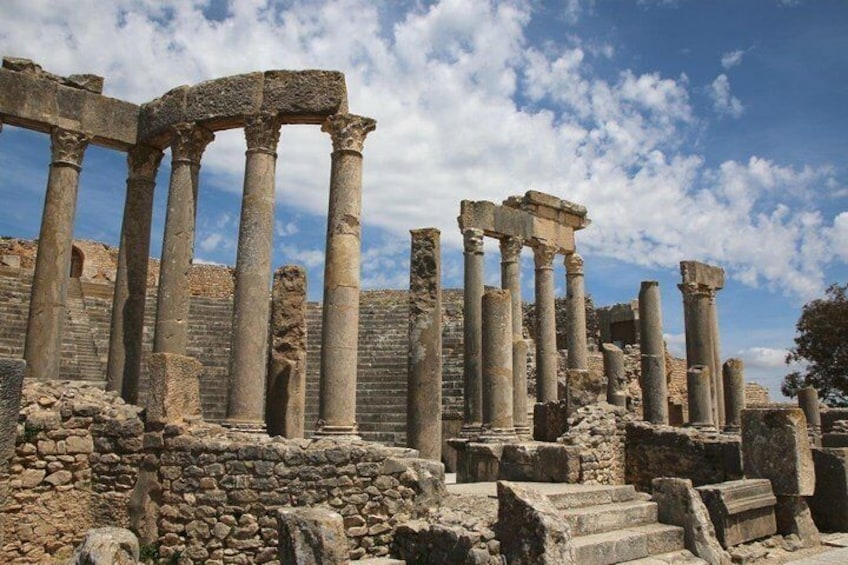 5-Day Tunis Bizerte and Dougga Guided Cultural Tour with Meals