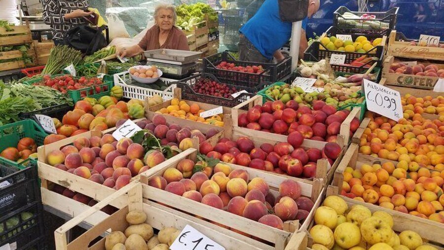To whom of fruit in the local market
