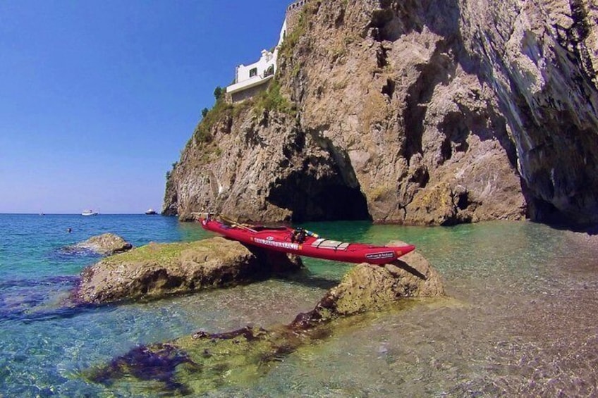 Runghetiello Grotto - Amalfi Kayak Tours