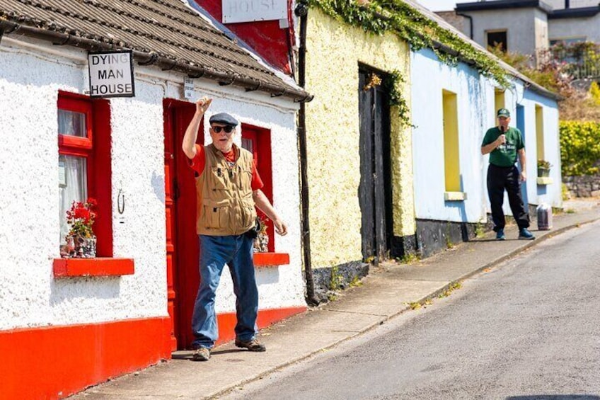 Walking Tour of The Quiet Man Film Locations in Cong