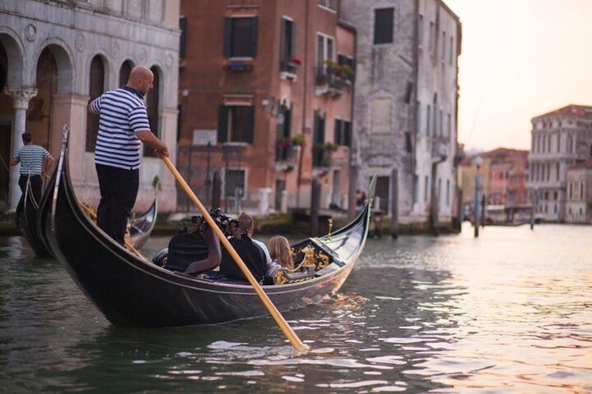 Private tour of Venice(From Milan)