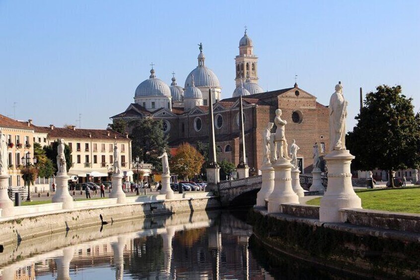 Private Padua Highlights Tour including Scrovegni Chapel and St Antonio Basilic