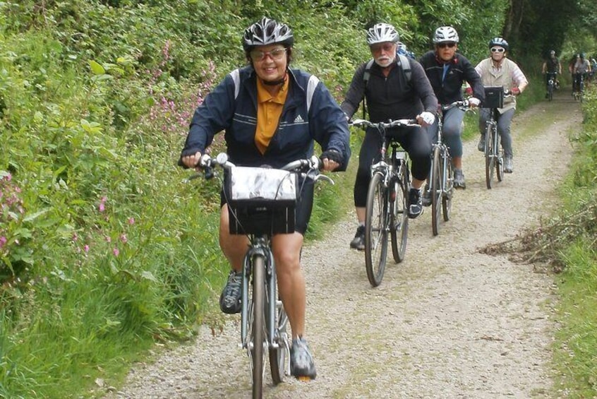 7-Day Rosamunde Pilcher Shell Seekers Cycling Tour in Cornwall