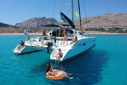 Private CATAMARAN daytrip - Lindos / Rhodes with lunch