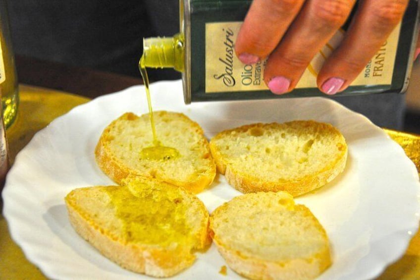 Tasting Extra Virgin Olive Oil