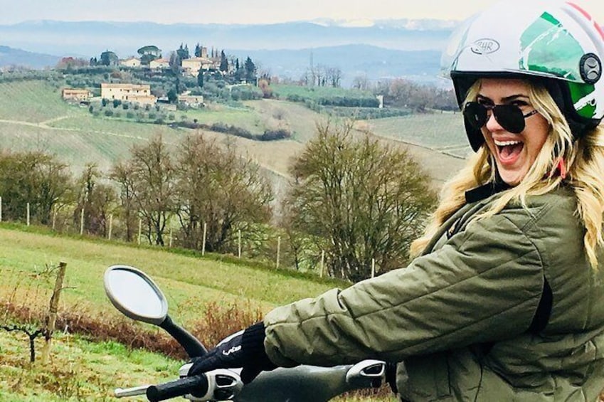 Private Vespa tour through the Tuscan back roads 