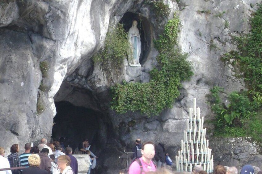 If Our Lady of Lourdes was told to me ... guided tour for your tribe!