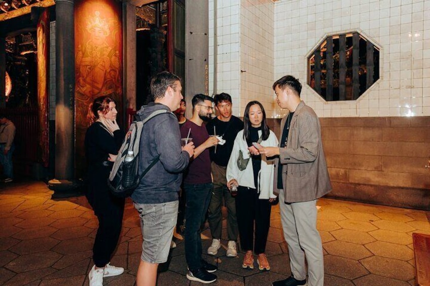 Taipei's Origin & Longshan Temple - Taiwan Cultural Walking Tour