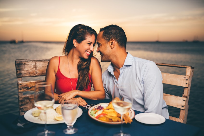 Sunset Cruise & Seaside Dinner