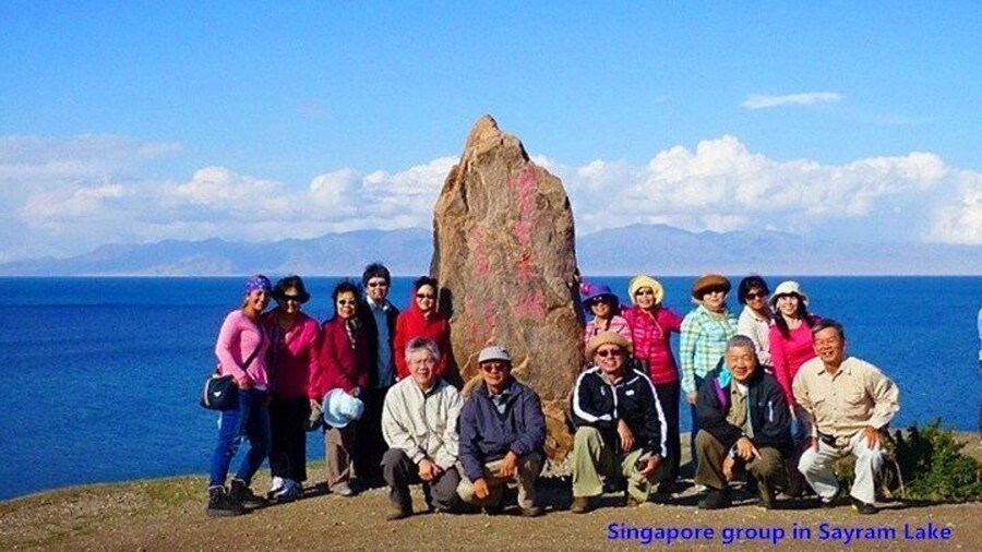 7 Days Ili Charming Tour to Sayram Lake and Naraty Grassland