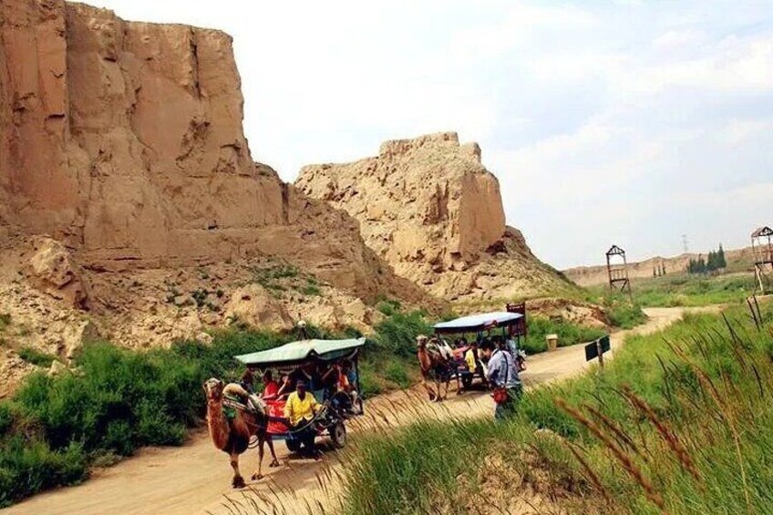 3 Days Ningxia Desert Camping & Nomadic Rock Art Exploration