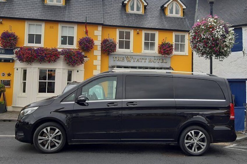 Show item 4 of 16. Lough Rynn Castle Estate to Shannon Airport Private Chauffeur Transfer
