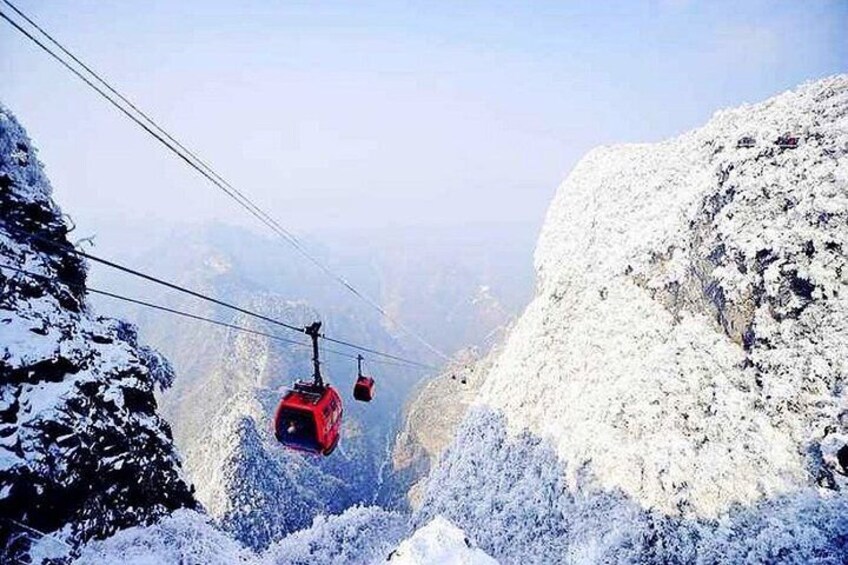 2-Day Zhangjiajie Private Trip from Guangzhou by Air with Drop off Option
