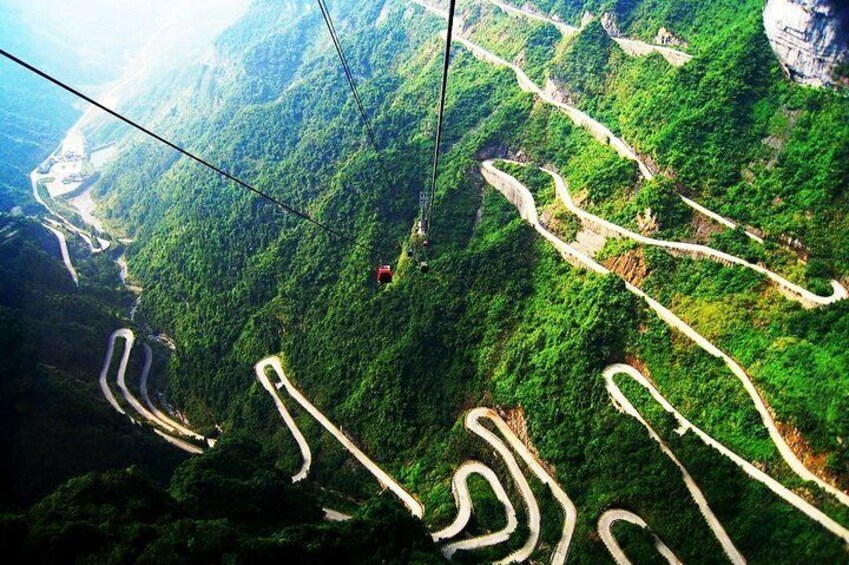 2-Day Zhangjiajie Private Trip from Guangzhou by Air with Drop off Option
