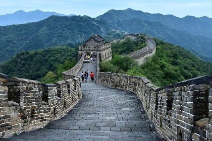 Beijing China Great Wall Private Day Trip from Guangzhou by Air 