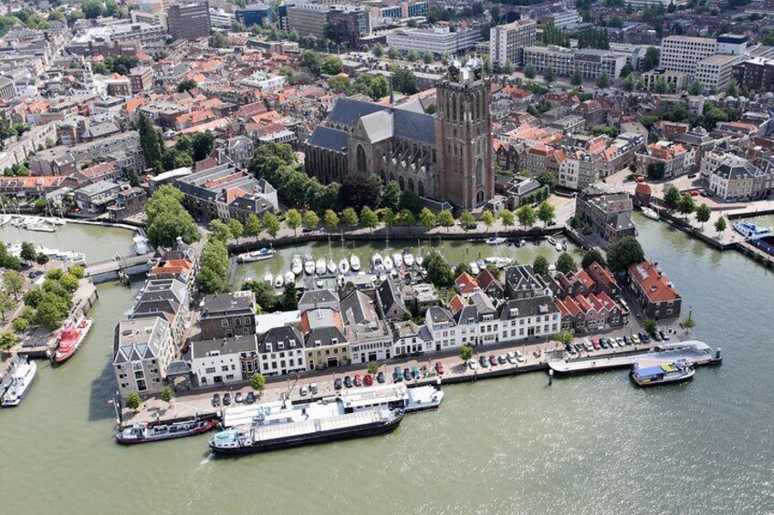 Self-Guided Walking Tour in Dordrecht with interactive Qula Trail