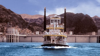 Hoover Dam Tour & Lake Mead Cruise Bus Tours
