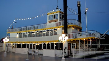 Lake Mead Dinner Cruise