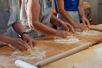 Lezione Privata con Chef di Cucina Tradizionale Bolognese