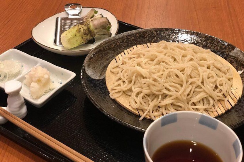 In the center of Sapporo! Soba making experience and three types of Hokkaido sake comparison plan