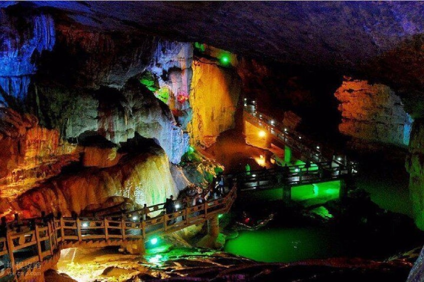 Jiuxiang Cave 