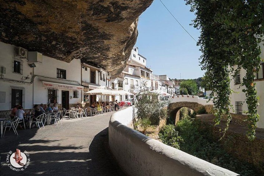 Private Tour to Ronda and Setenil de las Bodegas from Cordoba