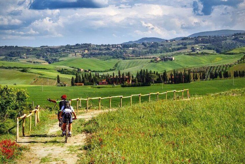 Biking in the Tuscan countryside