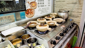 Hong Kong Evening City Street Food Adventure