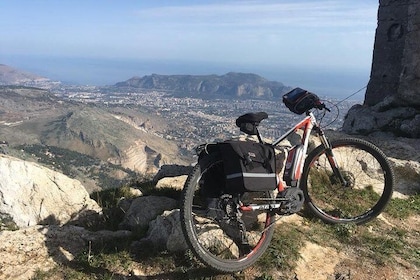 Pizzo Manolfo Experience ! a eMTB Adventure in Palermo