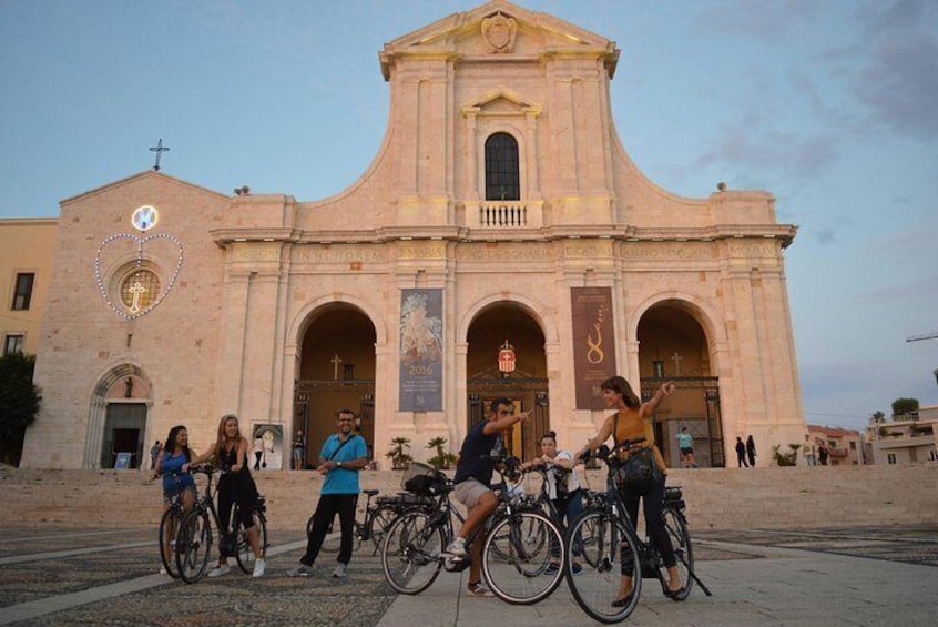 Guided Electric Bicycle Tour in Cagliari