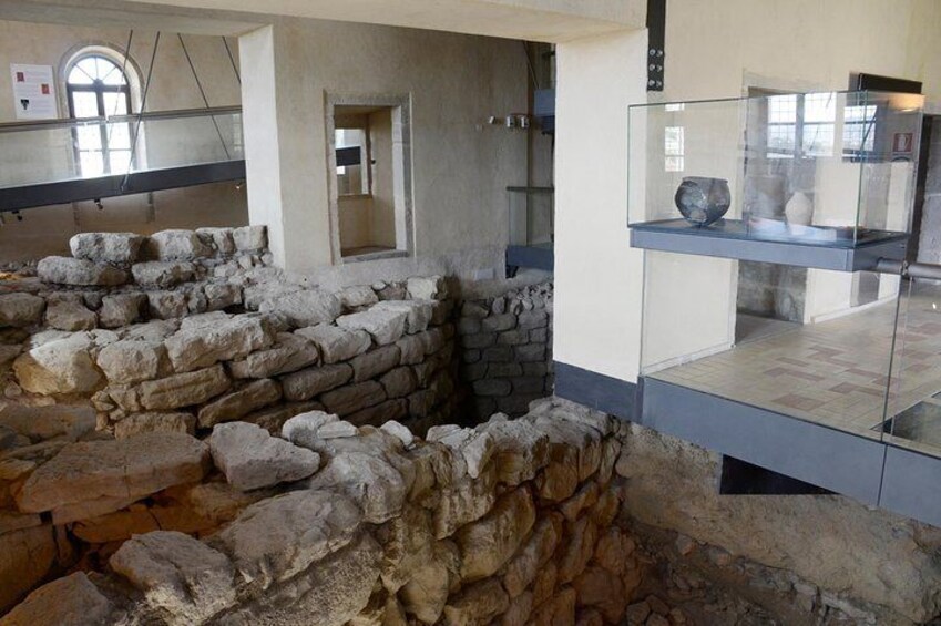 Inside Zapata House
