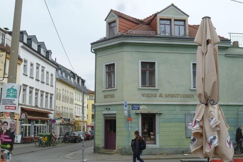 City tour Dresden Neustadt - Wilhelminian style and creative industries