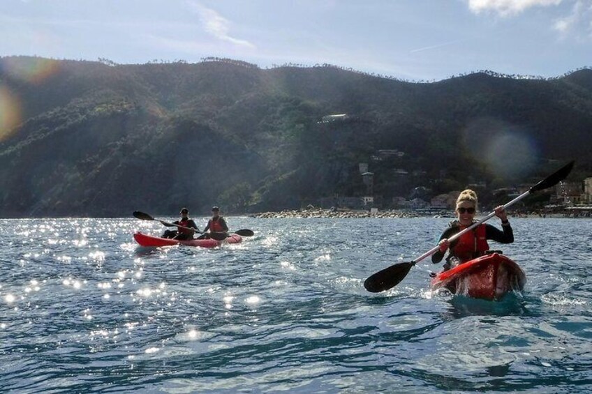 Cinque Terre Half Day Kayak Trip from Monterosso