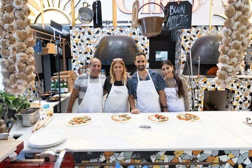 Make Your Own Pizza in Rome - Pizza Making with a local Chef