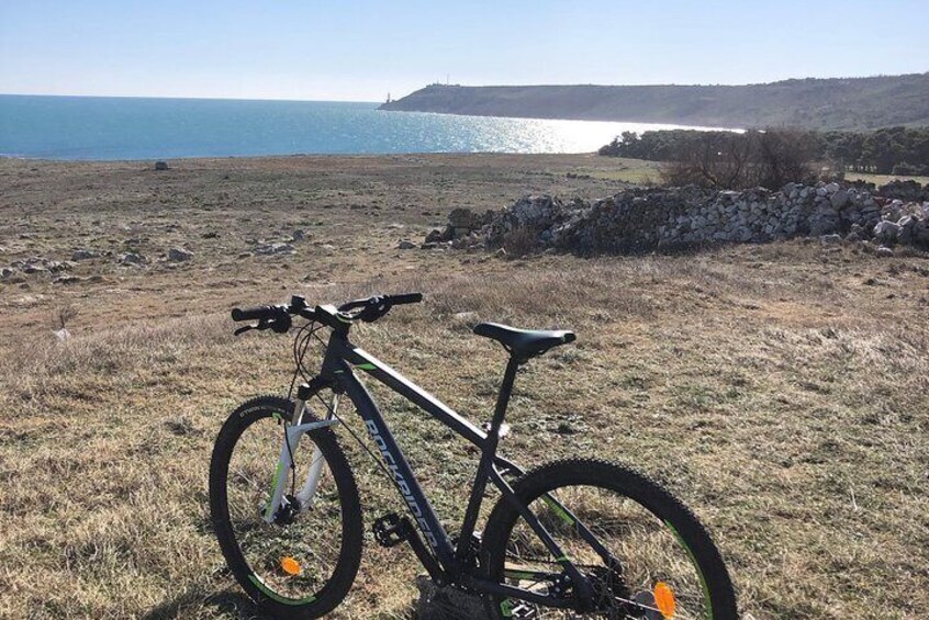 Mountain Bike Adventure: Otranto, the Cava di Bouxite and the Idro Valley