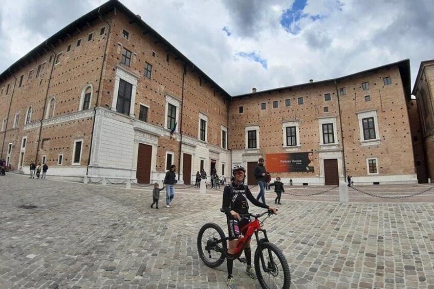 EBike tour with organic wine tasting