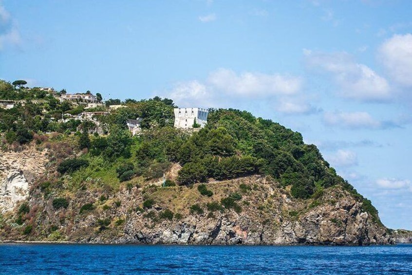 Tour of the island of Ischia in schooner